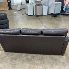 三人掛けソファー　レザーソファー　家具　の画像