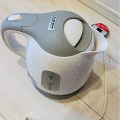 電気ポットの画像