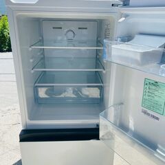 【❗️✨一人暮らしに最適✨❗️】Hisense   HR-D1304 2022年製・134L ✨簡易清掃・動作確認済み❗️の画像