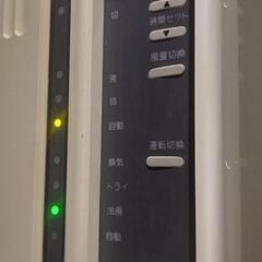 窓エアコン、ウインドウクーラー、枠付き、実働品の画像