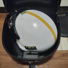 🤩極上品、バイク🏍用、リアボックス🎁トランクなる⭕️鍵🔑2本つき🙆‍♀️脱着可能⭕️の画像