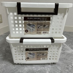 積み重ね可能なバスケット　キャスター付き
の画像