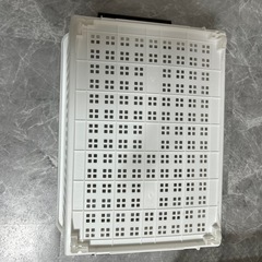 積み重ね可能なバスケット　キャスター付き
の画像
