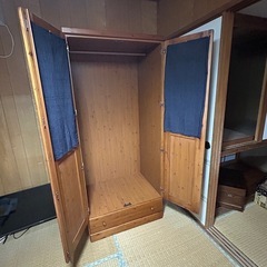 洋服だんすの画像