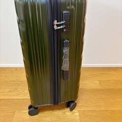 【新品】 キャリーケース　L スーツケース　グリーン　 拡張機能付き TSAロックの画像