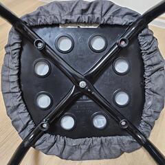 IKEA 椅子 ☆ マリウススツール ブラックの画像