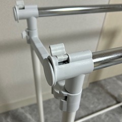 ハンガーラックの画像