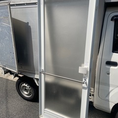 中古】浴室ドアとドア枠のセット 「幅80cm×高さ200cm」☆当社便配達・もしくは直接引き取り限定☆の画像