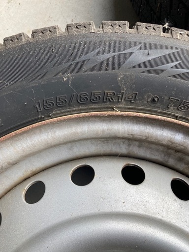 【引き渡し決定】155/65R14 スタッドレスタイヤ+鉄ホイール　4本