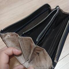 ブラック黒　レザー長財布　収納多め　中古の画像