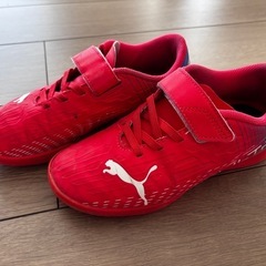 PUMA サッカーシューズ レッド ベルクロ20cmの画像