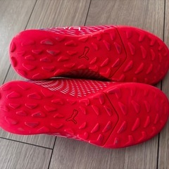 PUMA サッカーシューズ レッド ベルクロ20cmの画像