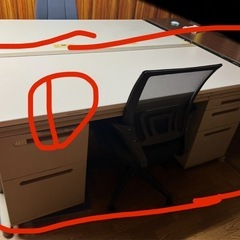 事務用机の画像