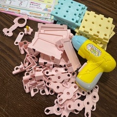 すみっコぐらし　ねじハピの画像