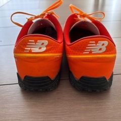 New Balance Vazee フットサルシューズ オレンジ　22.5cmの画像