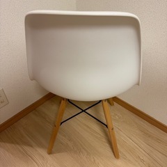 ホワイトダイニングチェアの画像