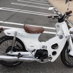 スーパーカブc70 カスタムバイク　吹け上がり良好 前後ブロックタイヤ新品2.75 2サイズアップ　迫力あります
の画像