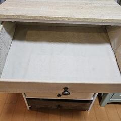 引き出し収納の画像
