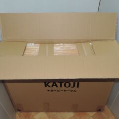 ベビー・子供用品買取販売キッズモール湘南/未使用KATOJI木製ベビーサークル/１７４X１７４ｃｍ/ドア付きの画像