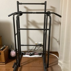 懸垂 懸垂マシン 懸垂器具 ぶら下がり健康器 チンニングスタンド けんすいマシーン 筋トレーニング
の画像