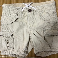 3点セットBABYGAPショートパンツ 90 子供服　ベビーギャップ  ベビー服　新生児　赤ちゃん　子供服　キッズ服　（18～24month）の画像