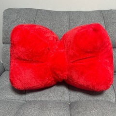 名探偵コナン　蝶ネクタイ　ぬいぐるみ　枕の画像