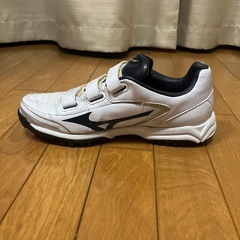 美品　ミズノ　野球シューズ（スパイクレス）の画像