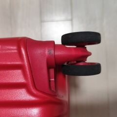 【無料処分】スーツケースMサイズの画像