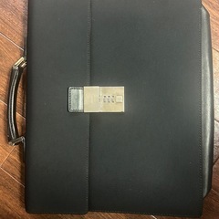 GUCCI ビジネスバッグの画像