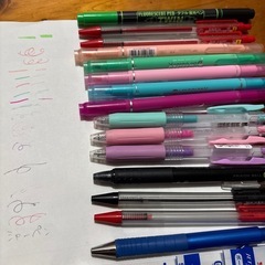 大量の文具ペン＆筆箱AHKAH(アーカー)ポーチ⭐︎セットの画像