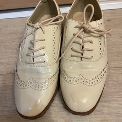 パンプス、コサージュなどフォーマルセットの画像