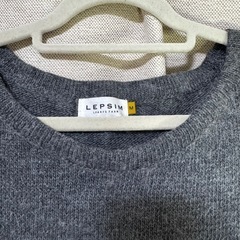 服24  LEPSIM　薄手ニットの画像