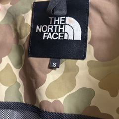 THE NORTH FACE カモフラージュジャケット BEAMSコラボの画像