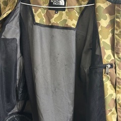 THE NORTH FACE カモフラージュジャケット BEAMSコラボの画像