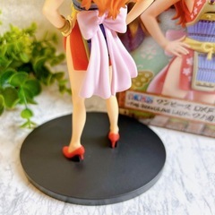 ONEPIECEナミフィギュアの画像