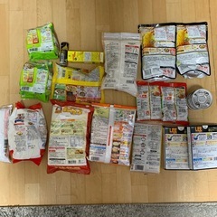 食料品色々激安販売✨おまけ付きの画像