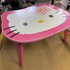 折りたたみ式キティーちゃぶ台の画像
