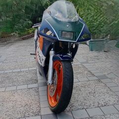 完全レストア済、NSR250 88 レプソルカラー　の画像