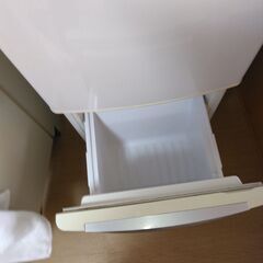 無料　ナショナル冷蔵庫１台　あげますので、引き取りしてください。　の画像