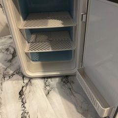 小型冷蔵庫の画像