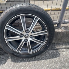 TOYOTA純正ホイールR16タイヤほぼ新品　相談可！近くなら配送致します！の画像