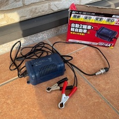 メルテック(meltec) バッテリー充電器(自動2輪車~軽自動車) の画像