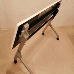 オフィステーブル　オフィス机　折りたたみ机（美品）の画像