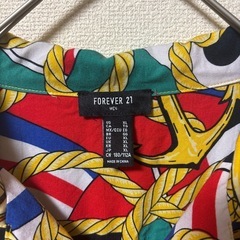 FOREVER 21 オープンカラー半袖シャツの画像