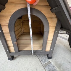 犬小屋　木製　屋外
の画像