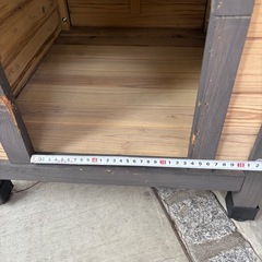 犬小屋　木製　屋外
の画像
