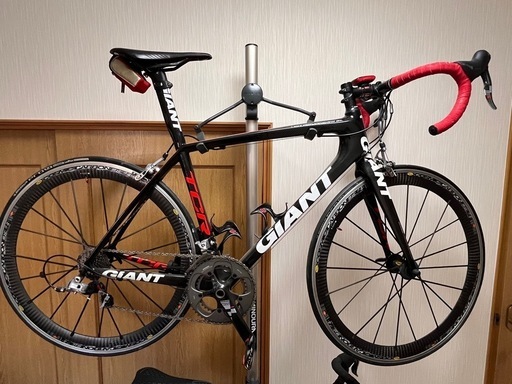 GIANT(ジャイアント)フラッグシップ　カーボンフレーム スラムレッド ロードレーサー 2010年代半ば 美品