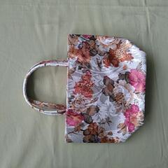 ハンドバッグが 楽しいの画像