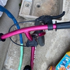 キックバイク　ストライダー　ハンドブレーキ　スタンド付きの画像