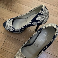 パンプス 23.5cm の画像